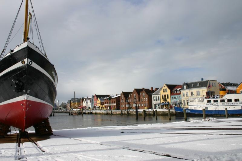 Husumer Hafen im Winter | © Tourismus und Stadtmarketing Husum GmbH